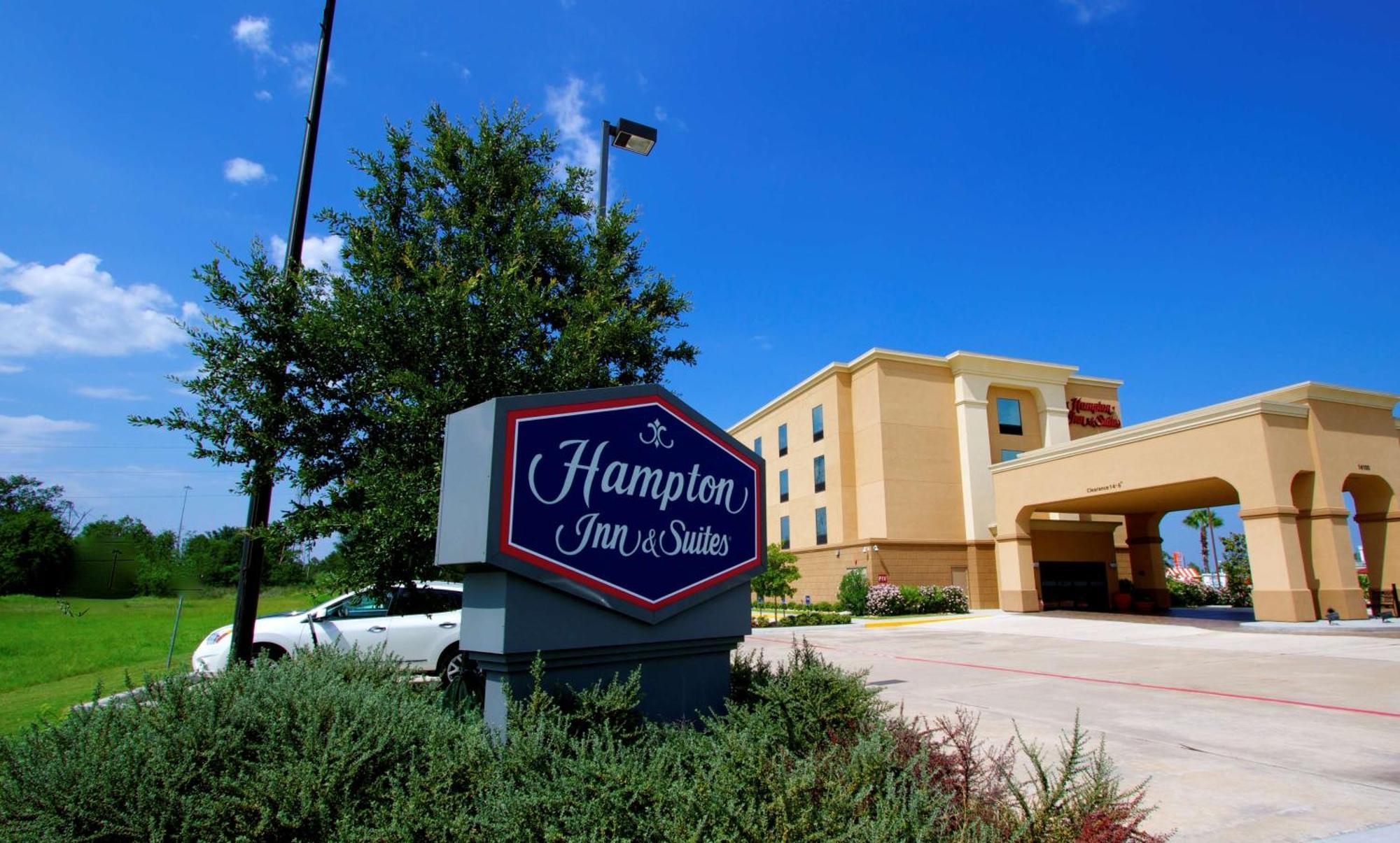 Hampton Inn & Suites Tomball Exterior photo